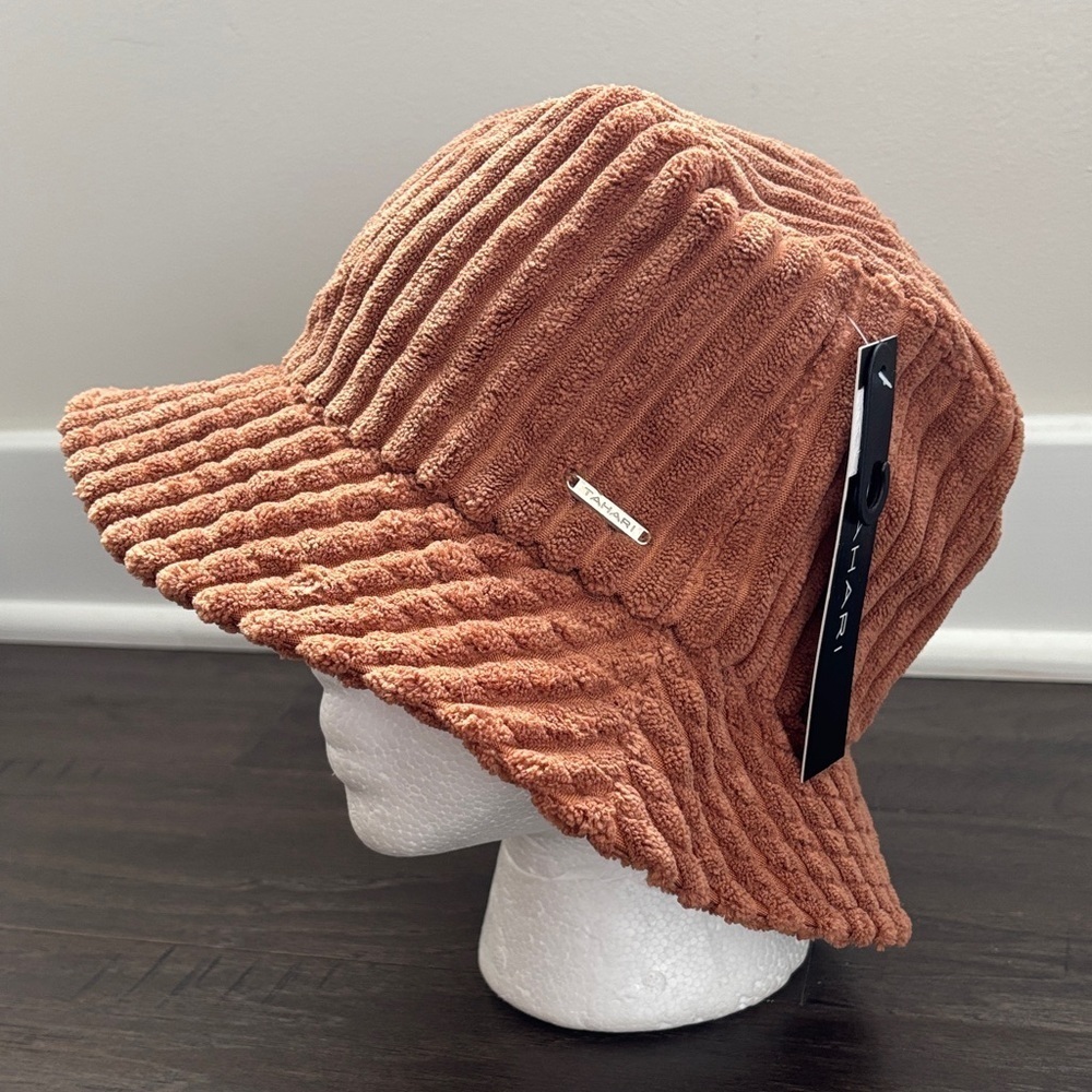 Tahari Corduroy Bucket Hat,cinnamon,metal logo,lined,soft,winter warm,trendy